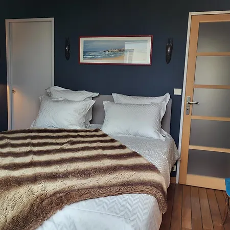 Apartament De Charme Avec Terrasse Proche 5eme Arrdt *